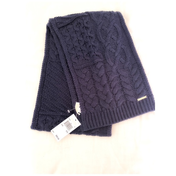 Michael Kors Accessories - [michael kors] navy knit scarf